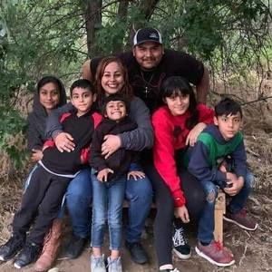 Meet your Posher, Leo